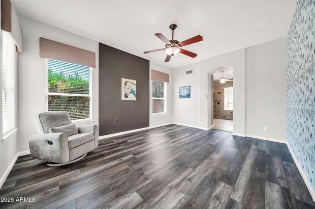 6521 W HILL Lane, Glendale, AZ 85310