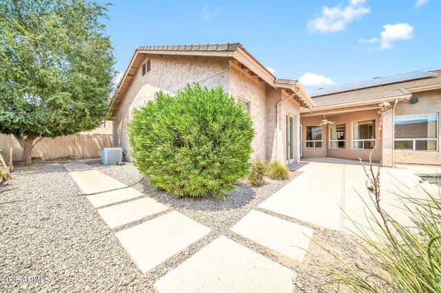 6521 W HILL Lane, Glendale, AZ 85310