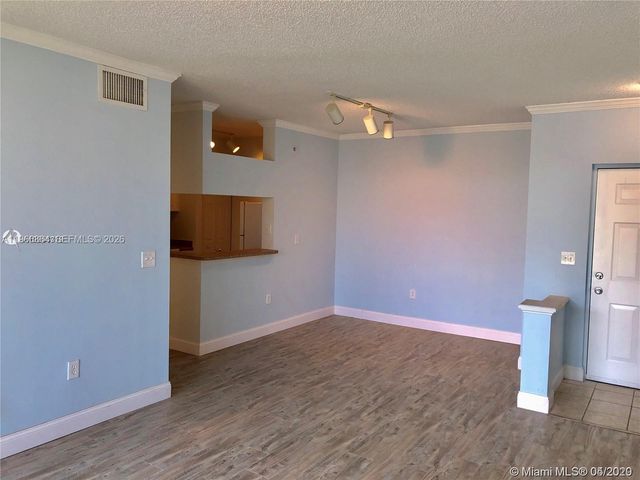 17125 N Bay Road 3601, Sunny Isles Beach, FL 33160