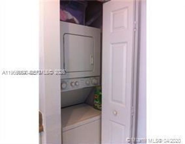 17125 N Bay Road 3601, Sunny Isles Beach, FL 33160