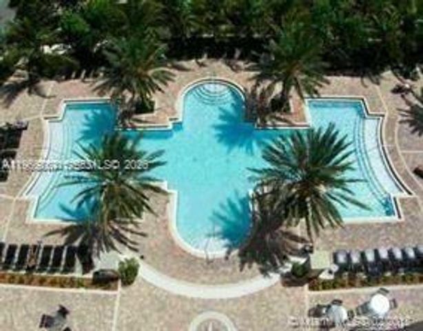 17125 N Bay Road 3601, Sunny Isles Beach, FL 33160