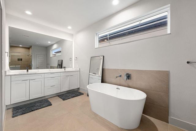 5722 Rucio Lane A, Houston, TX 77092