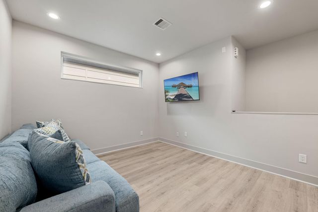 5722 Rucio Lane A, Houston, TX 77092