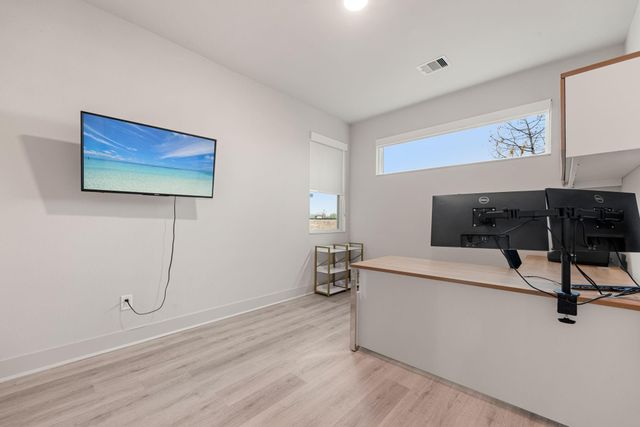 5722 Rucio Lane A, Houston, TX 77092