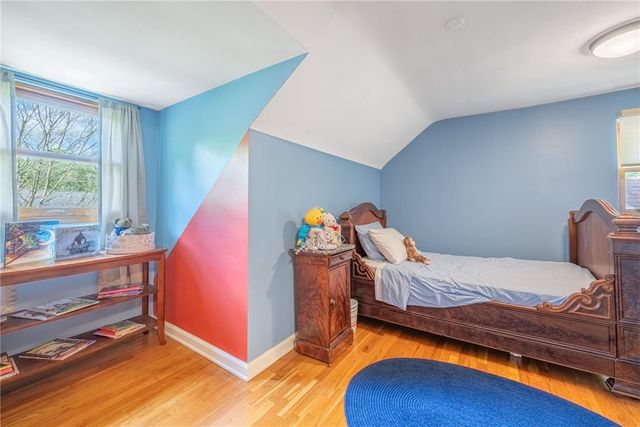 156 W Hadley Road, Oakwood, OH 45419