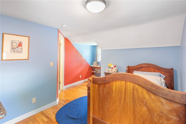 156 W Hadley Road, Oakwood, OH 45419