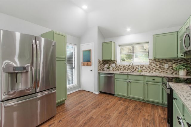 1561 Winter Park Lane, Lewisville, TX 75077