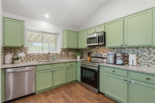 1561 Winter Park Lane, Lewisville, TX 75077