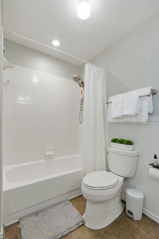 1561 Winter Park Lane, Lewisville, TX 75077