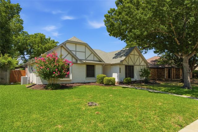 1561 Winter Park Lane, Lewisville, TX 75077