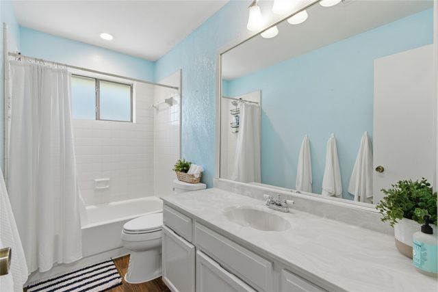 1561 Winter Park Lane, Lewisville, TX 75077