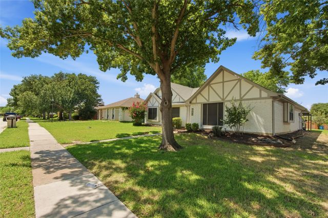 1561 Winter Park Lane, Lewisville, TX 75077