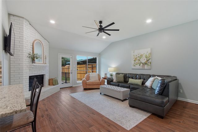 1561 Winter Park Lane, Lewisville, TX 75077