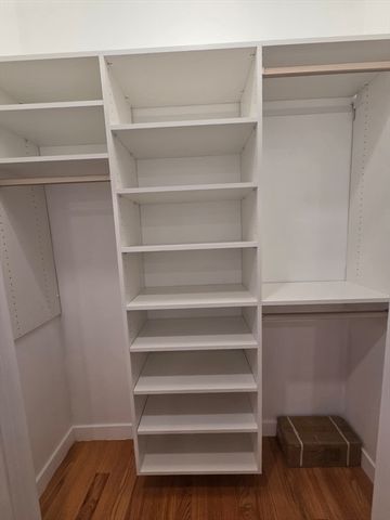 165 Hawthorne 106, Chelsea, MA 02150