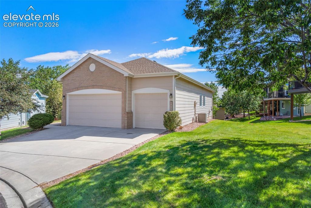 6225 Fencerail Heights, Colorado Springs, CO 80919 — photo 4