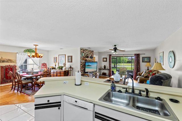 1076 UNIVERSAL REST PLACE, Kissimmee, FL 34744