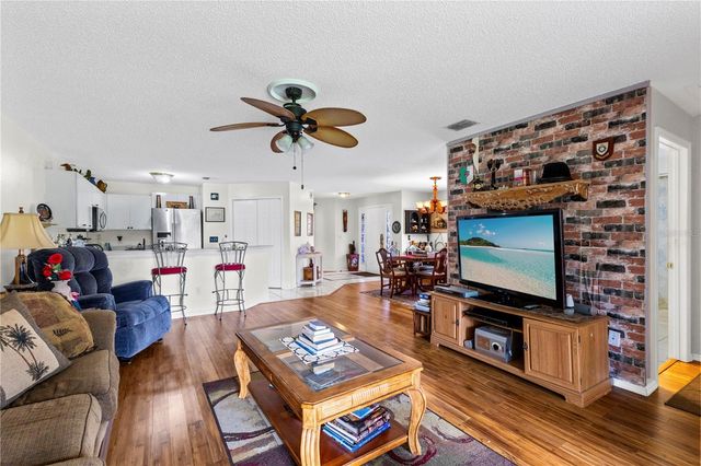 1076 UNIVERSAL REST PLACE, Kissimmee, FL 34744