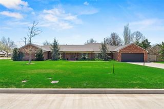 1708 Randel Road, Nichols Hills, OK 73116