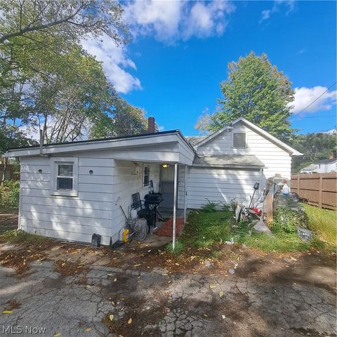 1021 Oak Street, Youngstown, OH 44506
