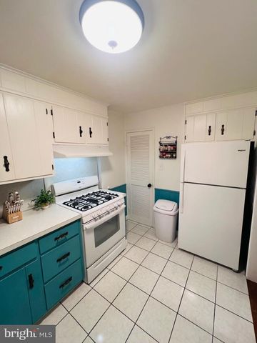 403 SYCAMORE RD, Reading, PA 19611