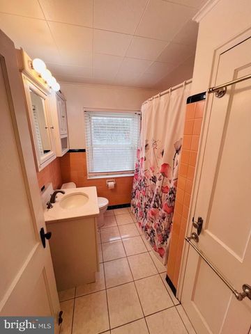 403 SYCAMORE RD, Reading, PA 19611