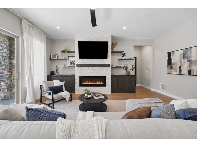 1321 Fountain Ln, Erie, CO 80516