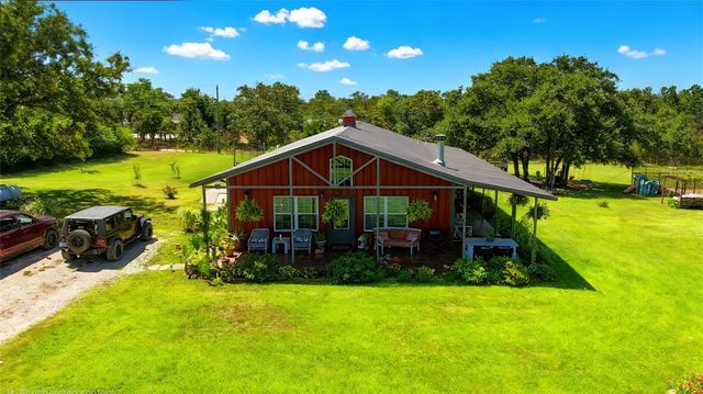 10701 Eastway, Mcloud, OK 74851