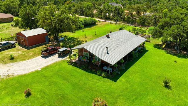 10701 Eastway, Mcloud, OK 74851