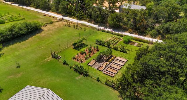 10701 Eastway, Mcloud, OK 74851