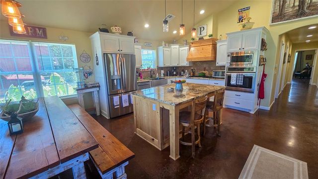 10701 Eastway, Mcloud, OK 74851