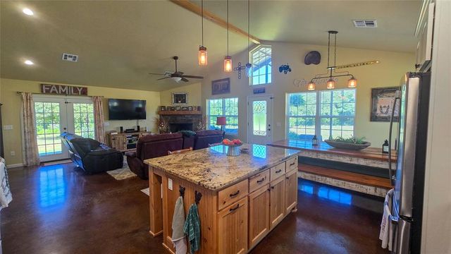 10701 Eastway, Mcloud, OK 74851