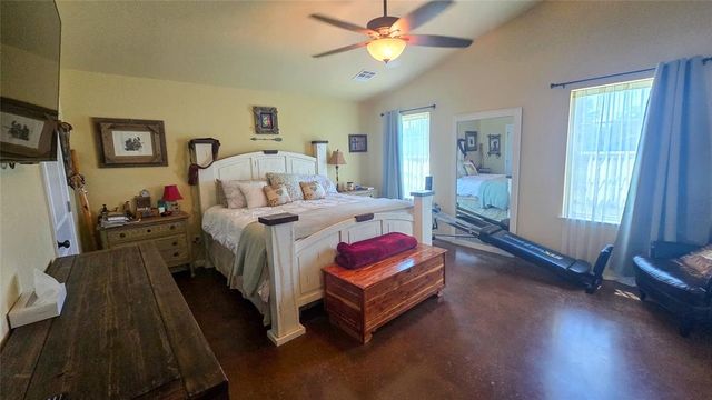 10701 Eastway, Mcloud, OK 74851