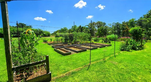 10701 Eastway, Mcloud, OK 74851