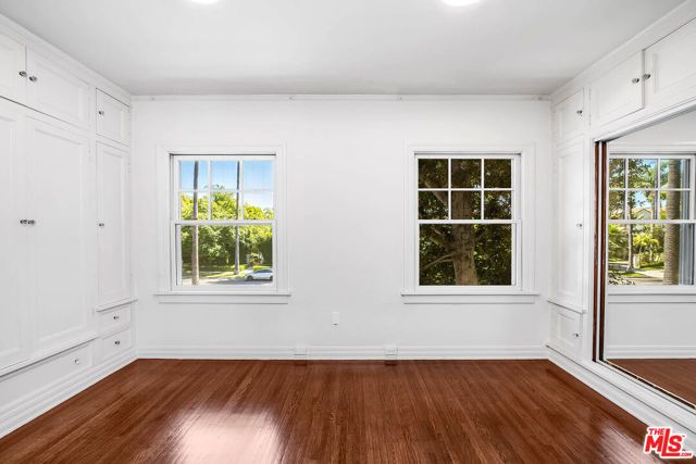 809 N Bedford Drive, Beverly Hills, CA 90210