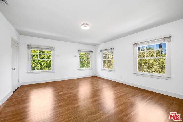 809 N Bedford Drive, Beverly Hills, CA 90210