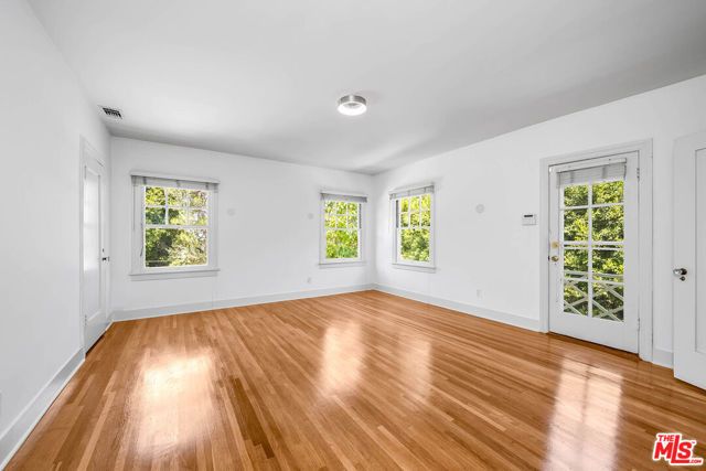 809 N Bedford Drive, Beverly Hills, CA 90210