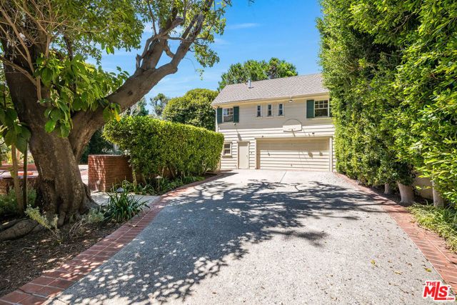 809 N Bedford Drive, Beverly Hills, CA 90210