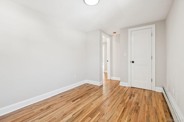 38 Somerset Road E, Amityville, NY 11701