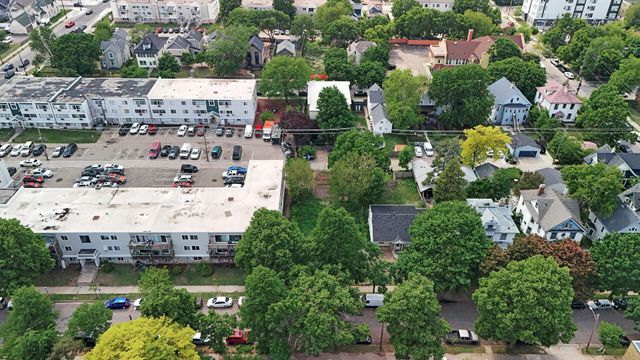 2720 2nd Avenue S, Minneapolis, MN 55408