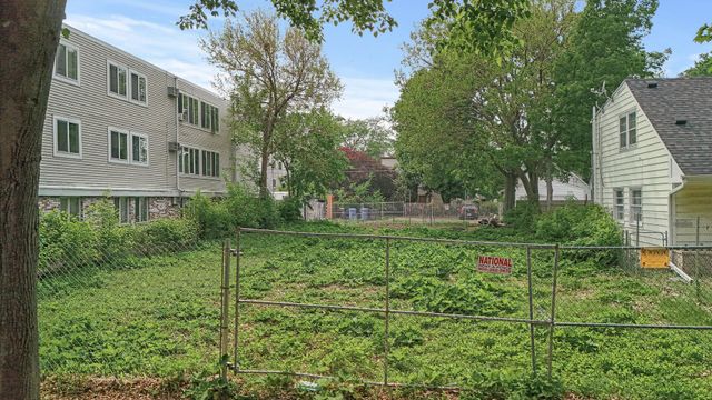 2720 2nd Avenue S, Minneapolis, MN 55408