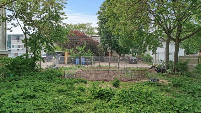 2720 2nd Avenue S, Minneapolis, MN 55408