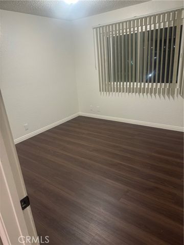 811 Java, Inglewood, CA 90301