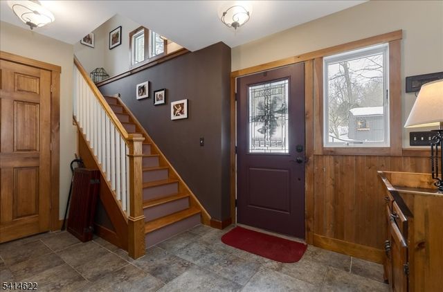 14 W Cherry Tree Ln, Sparta Twp., NJ 07871