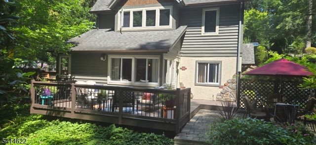 14 W Cherry Tree Ln, Sparta Twp., NJ 07871