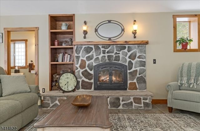 14 W Cherry Tree Ln, Sparta Twp., NJ 07871