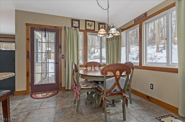 14 W Cherry Tree Ln, Sparta Twp., NJ 07871