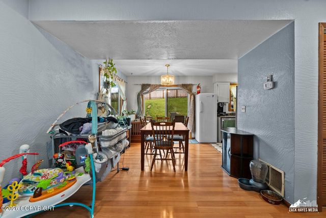 6101 Gross Drive, Anchorage, AK 99507