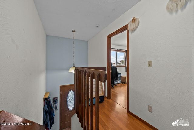 6101 Gross Drive, Anchorage, AK 99507