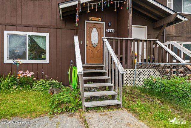 6101 Gross Drive, Anchorage, AK 99507