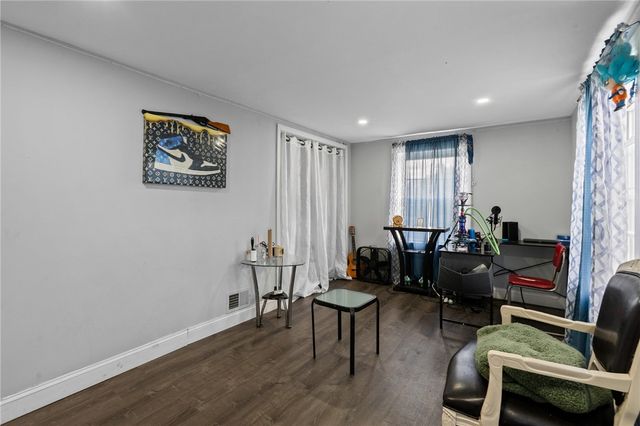23 Crothers Avenue, Cranston, RI 02910